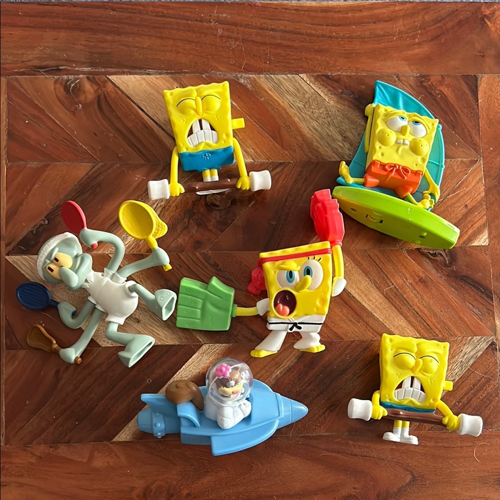 SpongeBob SquarePants Action Figure Set - Yellow and Blue- Never Used